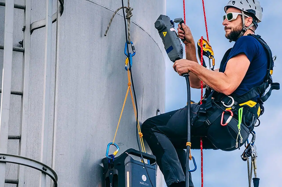 Laser za čiščenje – sodobna rešitev za učinkovito odstranjevanje nečistoč